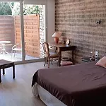 ホームステイ La Cigale Et La Fourmi *