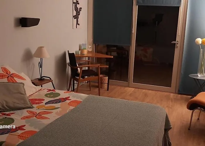 La Cigale Et La Fourmi * Nîmes