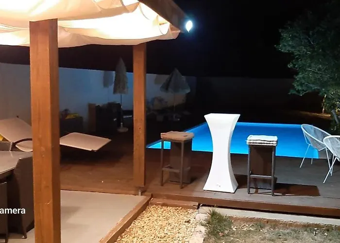 בית אירוח La Cigale Et La Fourmi *